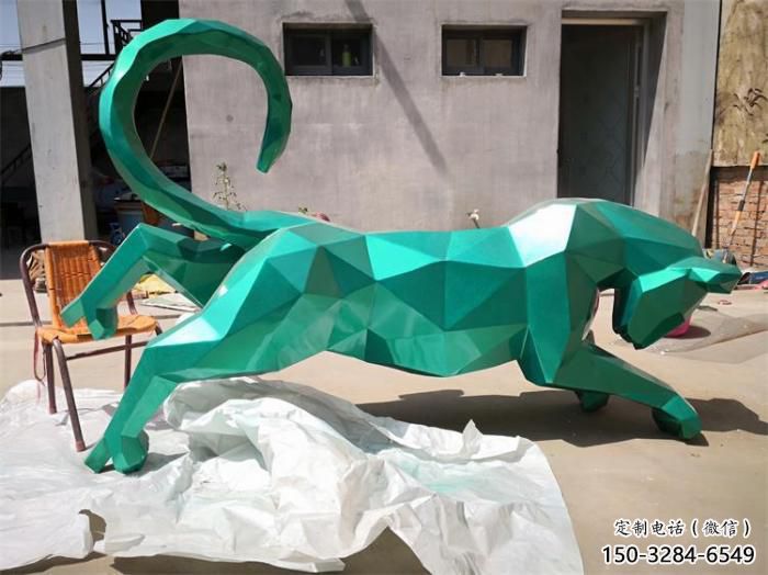 園林不銹鋼豹子雕塑廠家 田間彩繪雕塑 仿真擺件