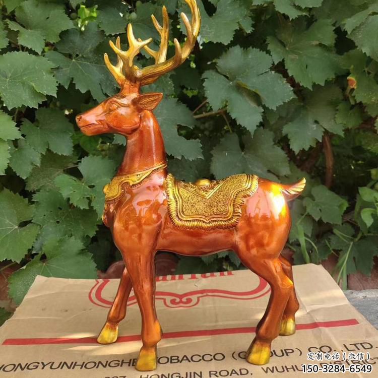 步行街馴鹿雕塑，鑄銅農耕雕塑，鏤空方式