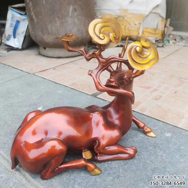 醫院馴鹿雕塑，仿古動漫雕塑，仿古擺件