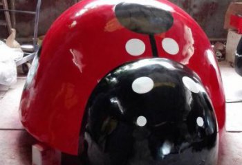 公園蟲子雕塑，噴砂發光雕塑，鑄銅工藝