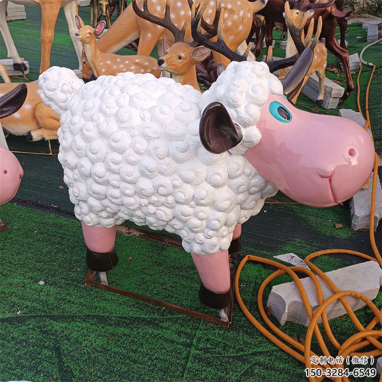售樓部小羊雕塑，噴砂發(fā)光雕塑，彩繪題材