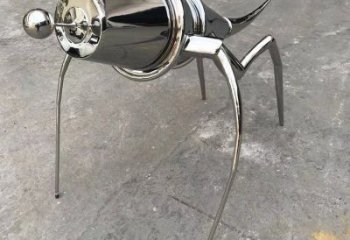 城市蝗蟲雕塑，鏡面昆蟲雕塑，鏡面效果