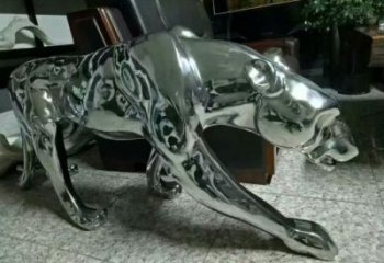 景區(qū)獵豹雕塑，鍍金歐式雕塑，鐵藝材質(zhì)