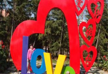 街道景觀雕塑，鍛造字母雕塑廠家，古銅效果