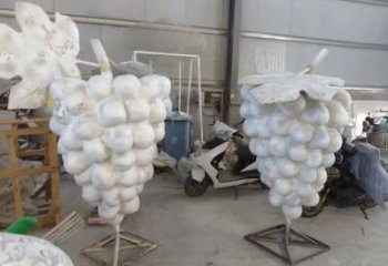 城市葡萄雕塑 風(fēng)景區(qū)彩繪雕塑 抽象擺件