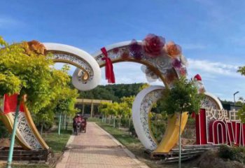 心形大門雕塑，創意設計，戶外不銹鋼拱門雕塑