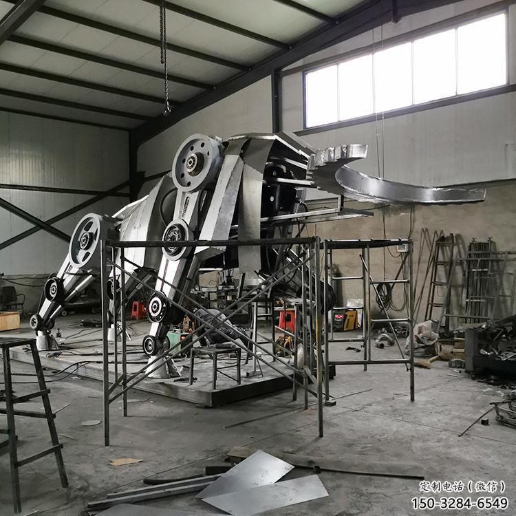 風(fēng)景區(qū)機(jī)器人雕塑