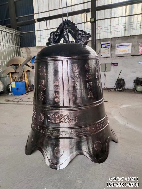 龍耳鑄銅八卦紋銅鐘雕塑