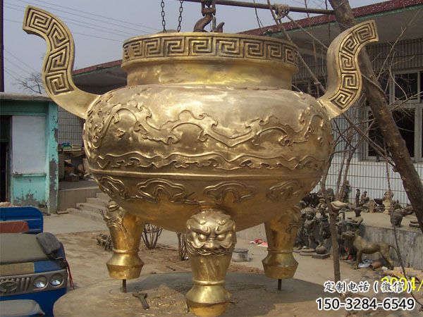 祥云紋三足爐鑄銅雕塑