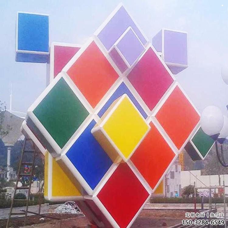 正方體雕塑優選，陸地擺件，不銹鋼正方體雕塑供應