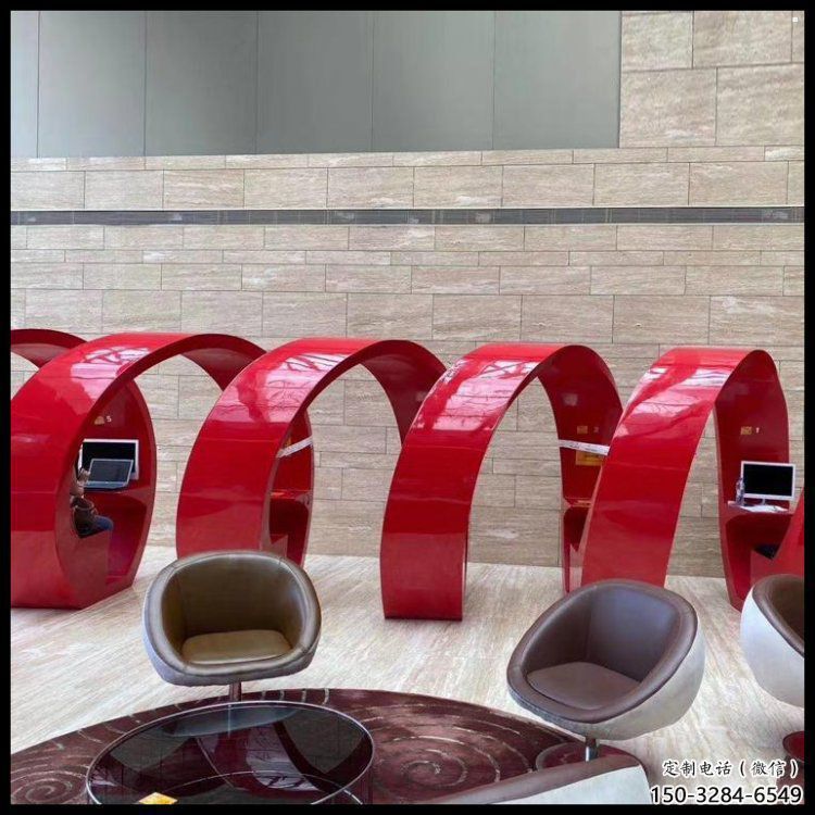 創意坐凳雕塑，膠卷藝術造型，膠卷坐凳雕塑制作