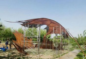 鏤空楓葉雕塑廠家，廣場系列，鐵藝楓葉雕塑生產廠家