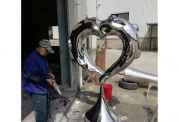 心形雕塑工廠選用，街道標識，景觀鏡面心形雕塑批發