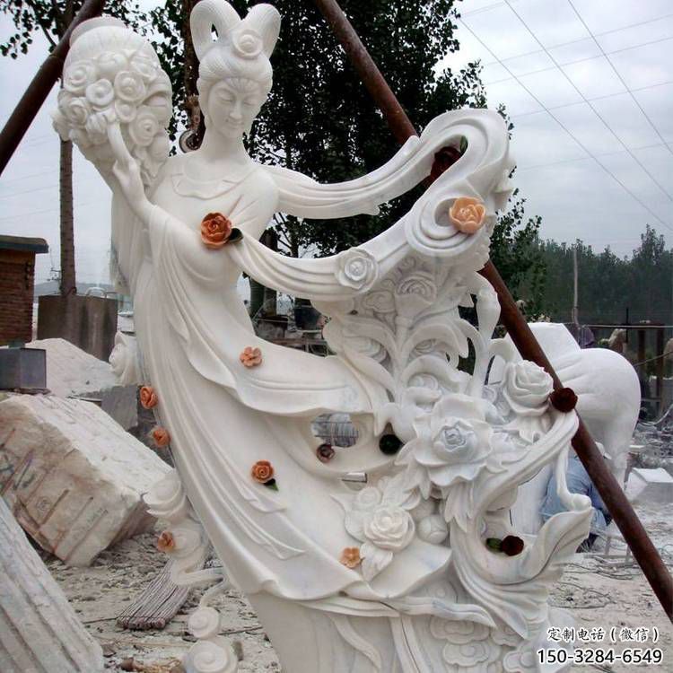 龍巖公園天女散花雕塑