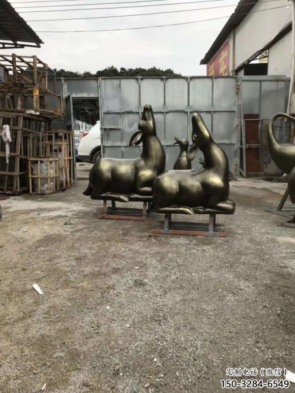張掖小鹿雕塑選用，鍛造工藝，藝術(shù)抽象銅鹿雕塑標(biāo)準(zhǔn)