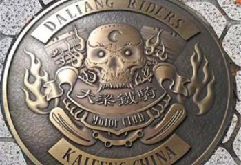 隴南鑄造校徽雕塑