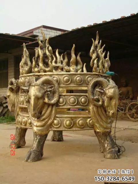 云巖廣場(chǎng)福鼎雕塑