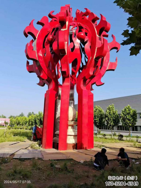 南關火球雕塑，精神堡壘火球雕塑落地展示