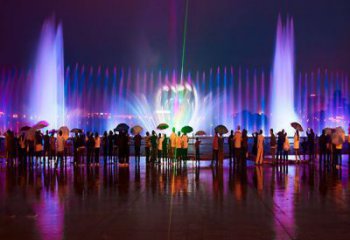 黃岡水景程控噴泉雕塑，高噴循環噴水方式設計