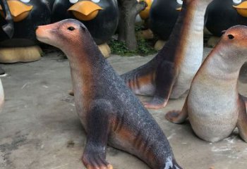 白下園林海豹雕塑