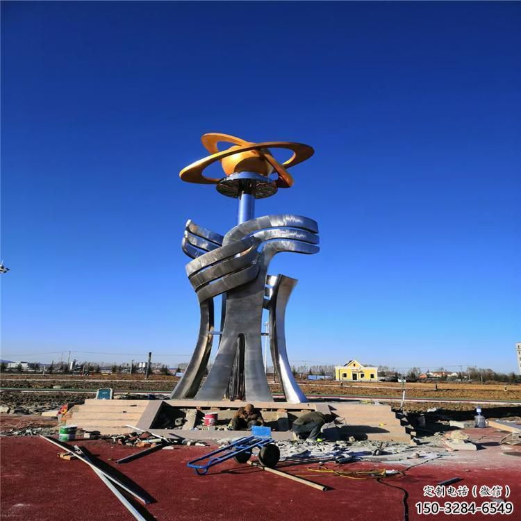 營口精神堡壘雕塑